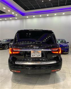 Infiniti QX80